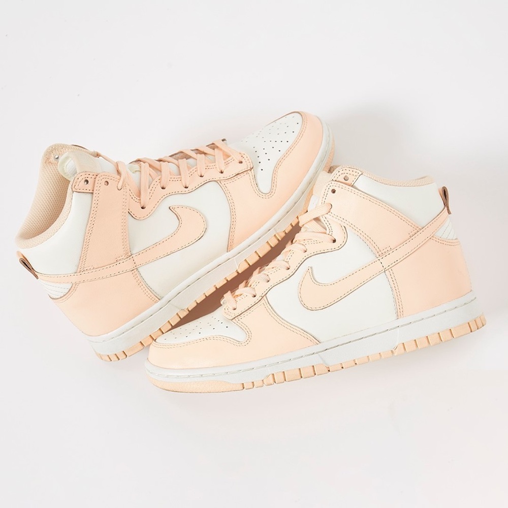 Nike Dunk High Pink